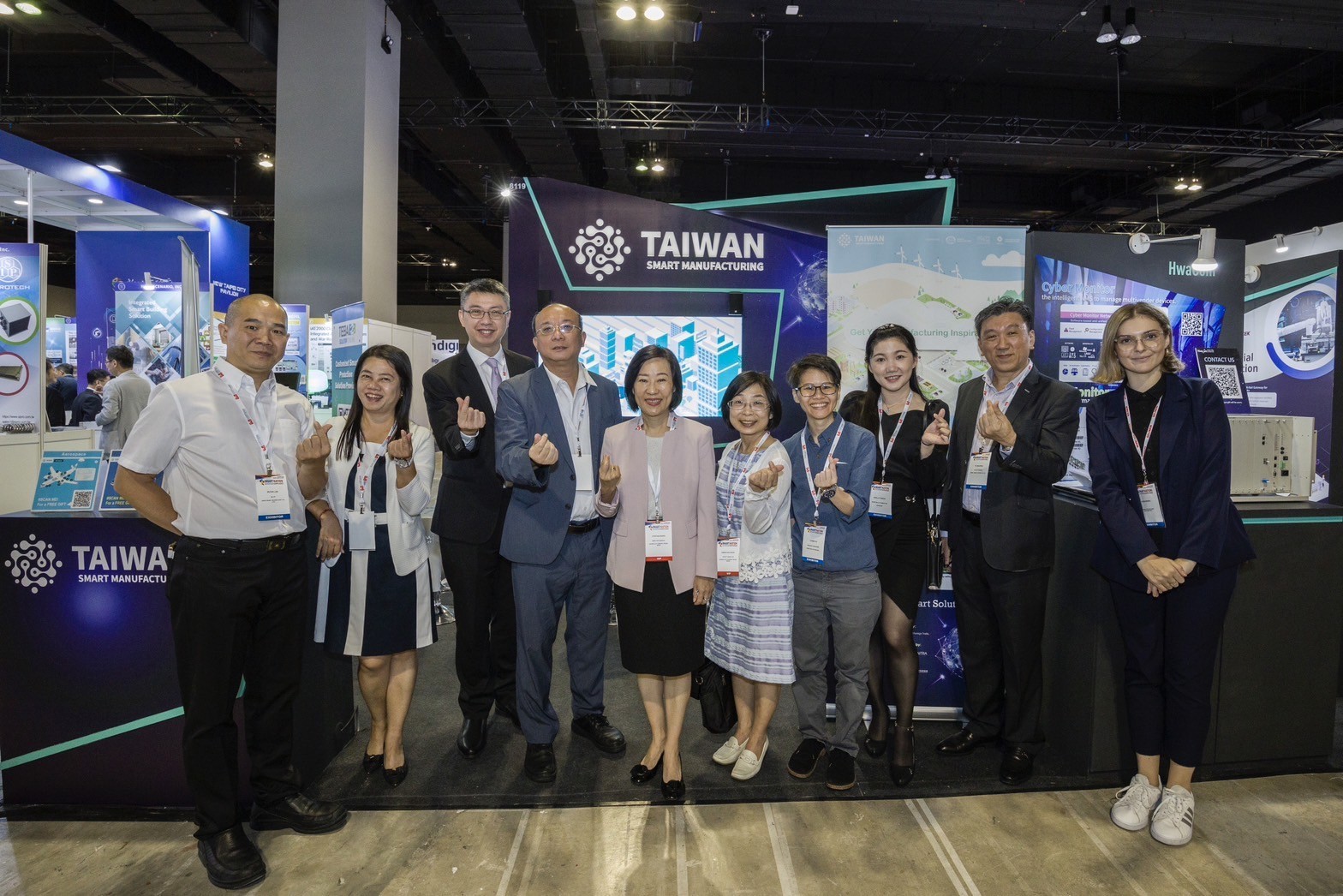 貿易局局長江文若率團參加馬來西亞國家智慧展，推動雙方產業合作與交流，協助廠商爭取智慧應用領域商機